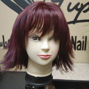 Wig medium length Burgandy synthetic